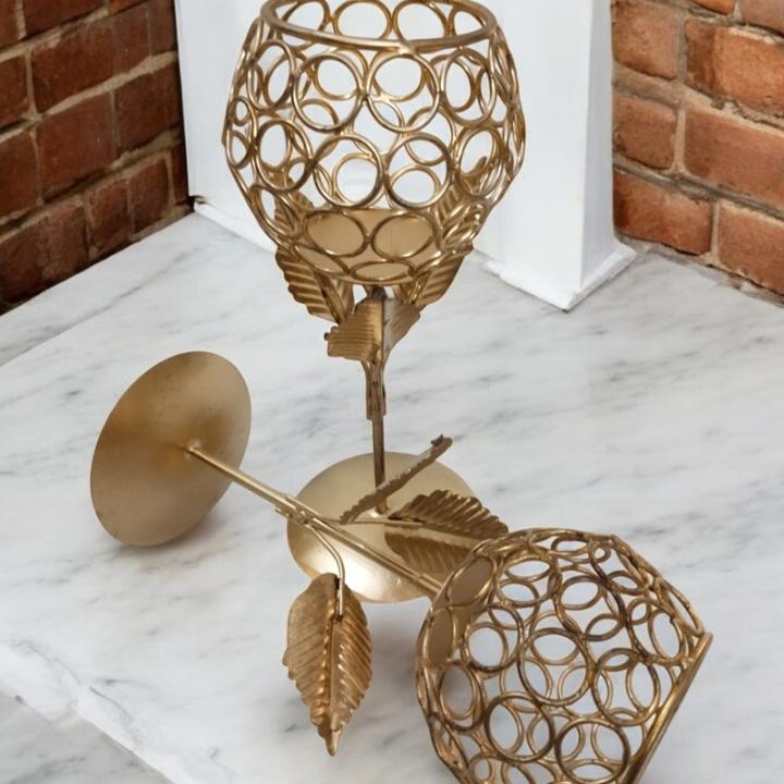 Tealight Candle Flower Shape Metal Stand Set of 2 – Elegant Floral Decor for a Cozy Home Ambiance