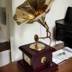 Miniature Gramophone Musical Instrument – Vintage Charm for Your Home Decor
