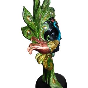 Modern Krishna Idol - Contemporary Design for Home Decor & Spiritual Serenity