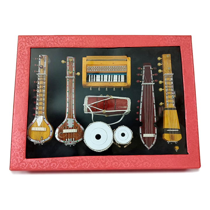 Exquisite Miniature Musical Instrument Set of 7 - Perfect Harmony for Your Decor