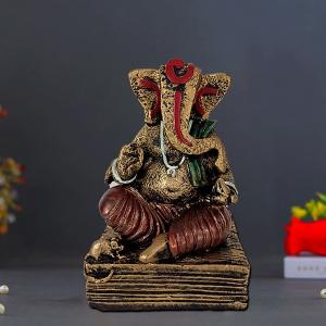 Exquisite Golden Ganesha Idol - Embrace Divine Blessings